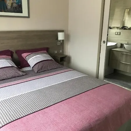 Au Coeur Du Gevaudan De Plain Pied Apartment *